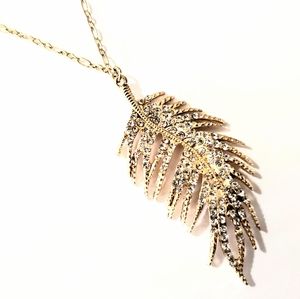 FREEDOM TOPSHOP RHINESTONE FEATHER NECKLACE